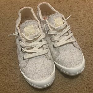 Roxy women’s Bayshore slip on sneakers